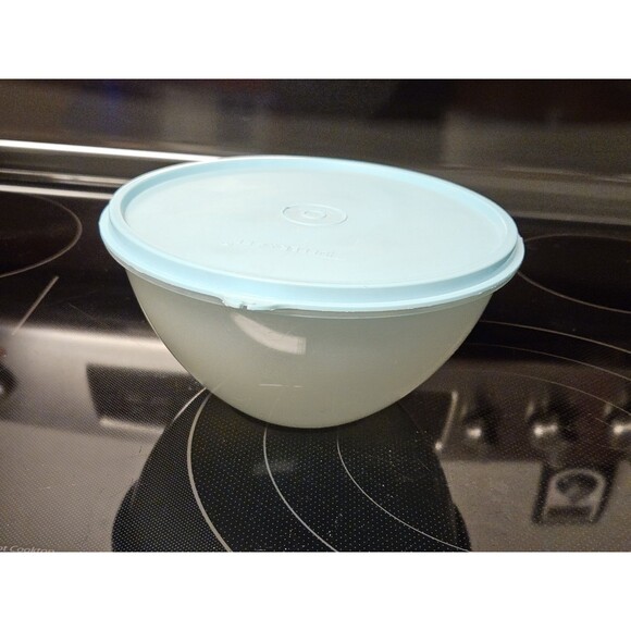 Tupperware Wonderlier Bowl Sheer With Teal Lid Seal 235-21 - Picture 4 of 8